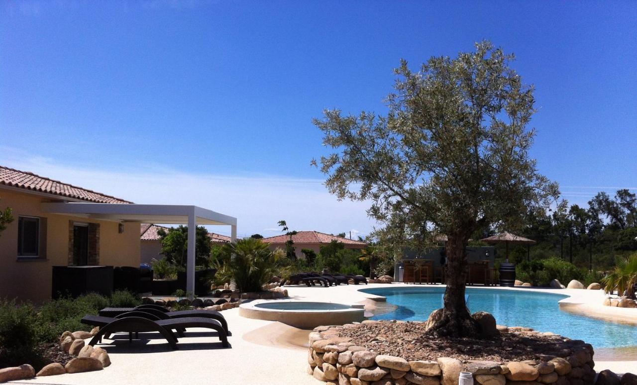 L'Hacienda Piscine Chauffee A 28, Spa, Boulodrome Et Court De Tennis Prives, 2 Villas Independantes Porto-Vecchio  Exteriör bild